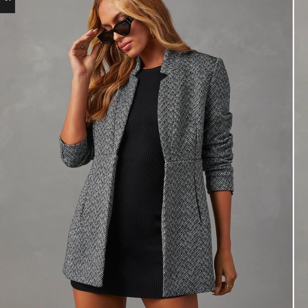 VICI Collection Tayshia Pocketed Coat